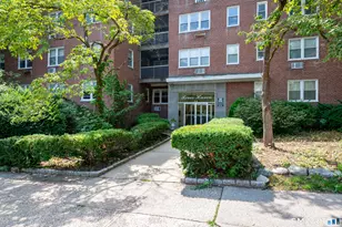 54 W North St, Stamford, CT 06905 - Photo 1
