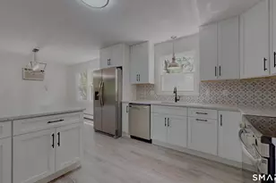 135 East St, Windsor, CT 06095 - Photo 4