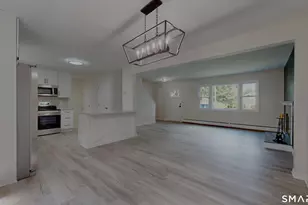 135 East St, Windsor, CT 06095 - Photo 6