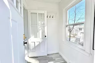 28 Wessels Pl, Greenwich, CT 06830 - Photo 2