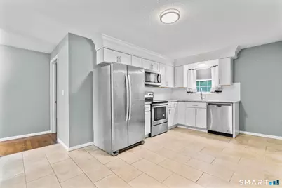 24 College Street #6, Clinton, CT 06413 - Photo 6