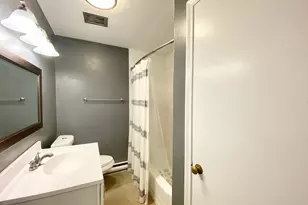24 College St, Clinton, CT 06413 - Photo 8