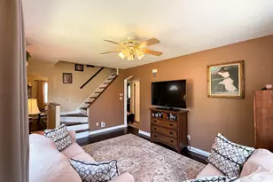 33 Salem Rd, East Hartford, CT 06118 - Photo 4