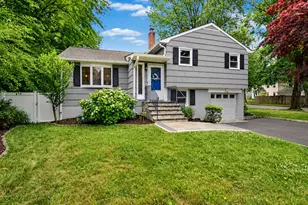 163 Windsor Rd, Fairfield, CT 06824 - Photo 2