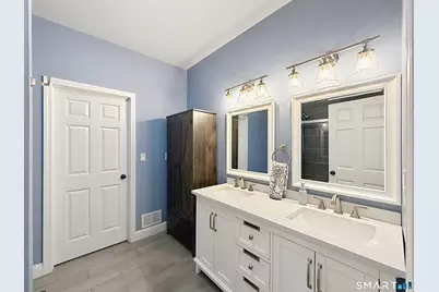21 Birge Avenue, Windsor Locks, CT 06096 - Photo 14