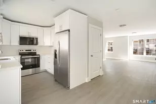 91 Taft Pointe, Waterbury, CT 06701 - Photo 8