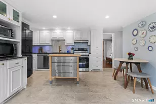 9 Wildwood Rd, Fairfield, CT 06825 - Photo 6