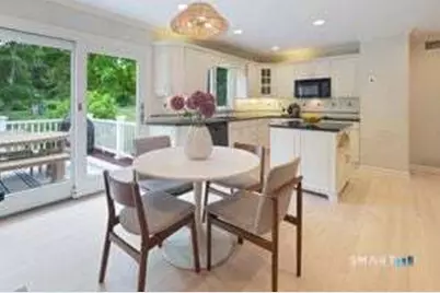 667 Carter Street, New Canaan, CT 06840 - Photo 12