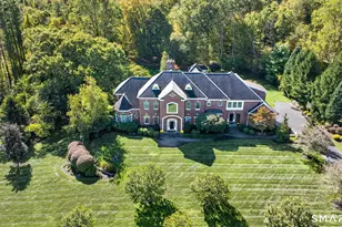 25 Whispering Hollow Ct, Cheshire, CT 06410 - Photo 1