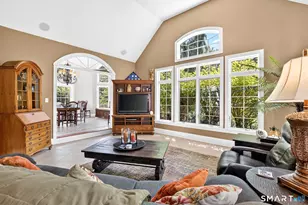 25 Whispering Hollow Ct, Cheshire, CT 06410 - Photo 10