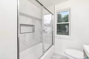 25 Myrtle St, West Haven, CT 06516 - Photo 22