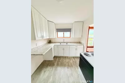 84 Putnam Street, Bristol, CT 06010 - Photo 10