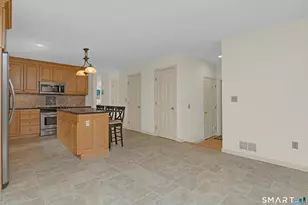334 Cavan Ln, Glastonbury, CT 06033 - Photo 8