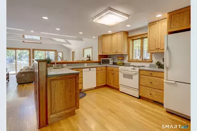 75 Bay Road, East Hampton, CT 06424 - Photo 10