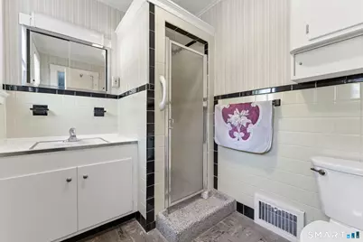 44 Granada Terrace, New London, CT 06320 - Photo 20