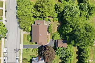 44 Granada Terrace, New London, CT 06320 - Photo 2