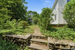 44 Granada Terrace, New London, CT 06320 - Photo 36