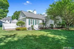 6 Wyckford Ln, Old Lyme, CT 06371 - Photo 1