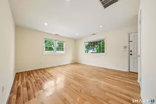 17 Charles St, Stamford, CT 06902 - Photo 8