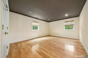 17 Charles St, Stamford, CT 06902 - Photo 14