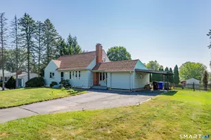 9 Sam St, Enfield, CT 06082 - Photo 4