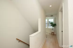 25 Beaumont St, Fairfield, CT 06824 - Photo 18