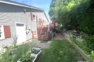 122 Black Point Rd, East Lyme, CT 06357 - Photo 32