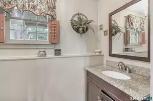 23 Leighton Ct, North Haven, CT 06473 - Photo 36