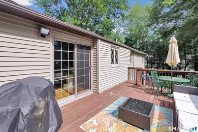 23 Leighton Court, North Haven, CT 06473 - Photo 8
