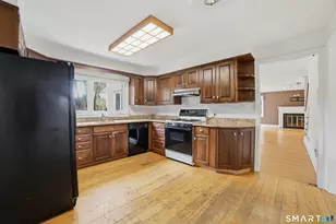 120 Knollwood Dr, New Haven, CT 06515 - Photo 16