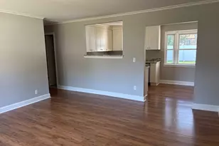 32 Plum Tree Rd, Plainville, CT 06062 - Photo 2