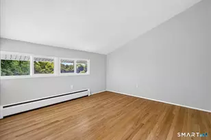 17 Hickory Hill Dr, Waterbury, CT 06708 - Photo 12