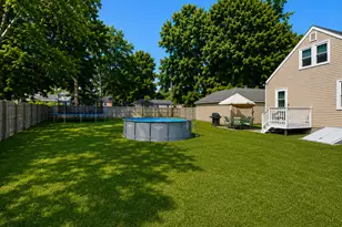 228 Douglas Dr, Meriden, CT 06451 - Photo 22