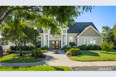 232 Brookside Court #232, Newtown, CT 06470 - Photo 4