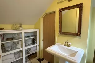 105 Walnut St, Seymour, CT 06483 - Photo 32