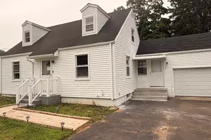 8 River Rd, East Haven, CT 06512 - Photo 2