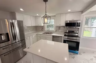 8 River Rd, East Haven, CT 06512 - Photo 6