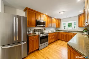 24 Dayton Hill Rd, North Branford, CT 06472 - Photo 10
