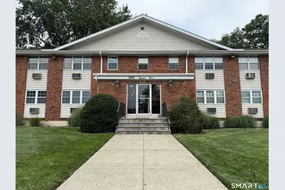 1000 Knapps Highway #29, Fairfield, CT 06825 - Photo 1
