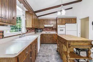 69 Forest Rd, Monroe, CT 06468 - Photo 12