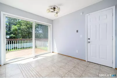 26 Marva Lane, Stamford, CT 06903 - Photo 8