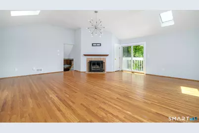 26 Marva Lane, Stamford, CT 06903 - Photo 10
