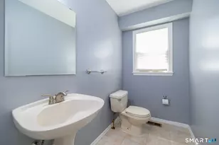 26 Marva Ln, Stamford, CT 06903 - Photo 12