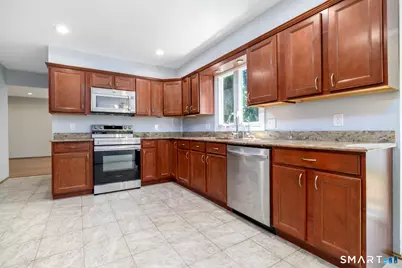 26 Marva Lane, Stamford, CT 06903 - Photo 6