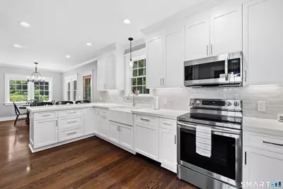 15 High Street, Essex, CT 06426 - Photo 8