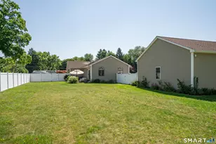 1939 Main St, Newington, CT 06111 - Photo 38