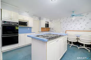 99 Fawnfield Rd, Stamford, CT 06903 - Photo 18