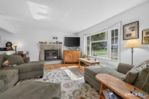 11 Jeffrey Ln, Branford, CT 06405 - Photo 6