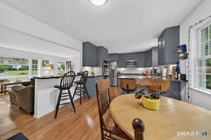 11 Jeffrey Ln, Branford, CT 06405 - Photo 12