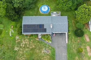 11 Jeffrey Ln, Branford, CT 06405 - Photo 4